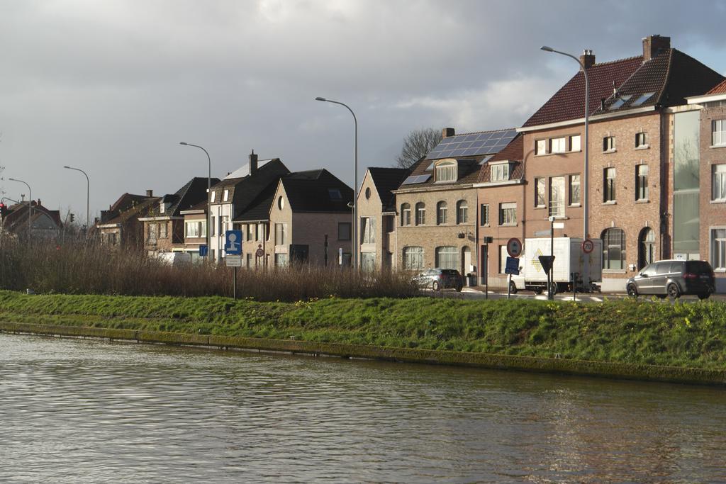 B&B Sixteen Bruges Extérieur photo